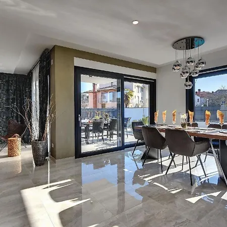 Moderne, Luxurios Ausgestattete Mit Pool, Whirlpool, Klimaanlage Und Wifi Fur 10 Personen * Rovinj