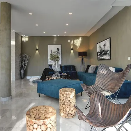 Moderne, Luxurios Ausgestattete Mit Pool, Whirlpool, Klimaanlage Und Wifi Fur 10 Personen *