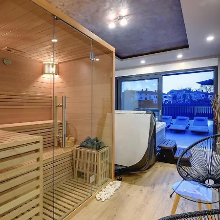 Ferienhaus Moderne, Luxurios Ausgestattete Mit Pool, Whirlpool, Klimaanlage Und Wifi Fur 10 Personen Rovinj